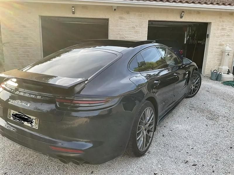 Occasion Porsche Panamera 462 ch (339 kW) 2018 Bleu Berline
