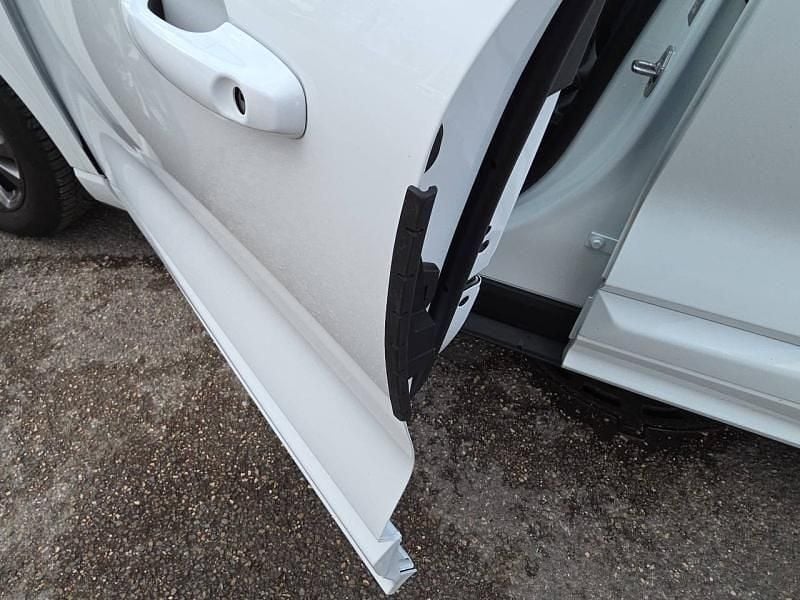 Occasion Ford Kuga ST-Line X 152 ch (111 kW) 2023 Blanc glacier SUV