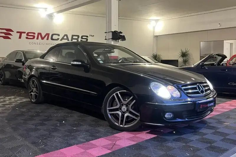Noir Utilisé 2006 Mercedes 320 Cabriolet | 6 990 € - Image 1/4