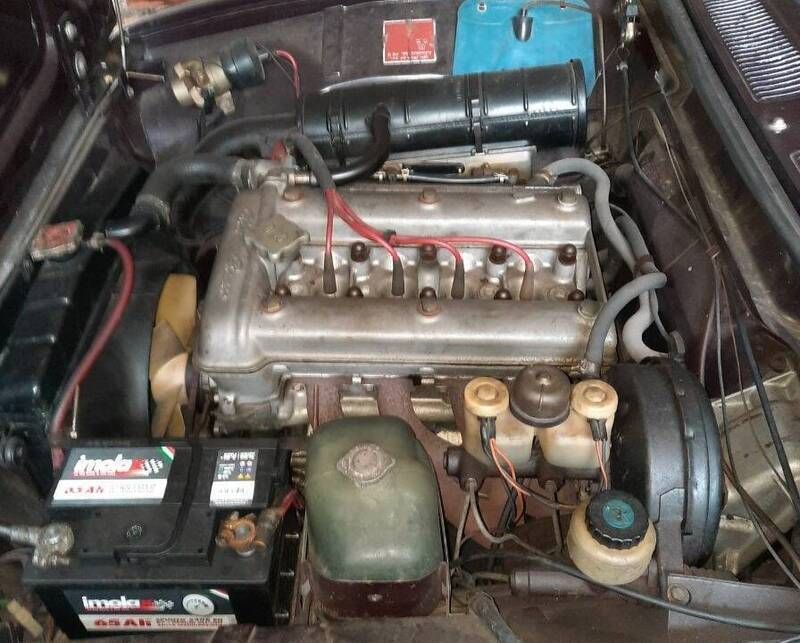 Image 3/4