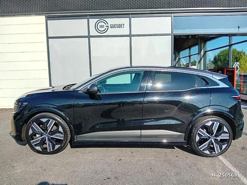 Occasion Renault Megane E-Tech Iconic 161 kW (220 ch) 2022 Noir Berline