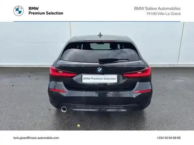 Occasion BMW 118 Sport Line 2024 Saphirschwarz métallisé Citadine