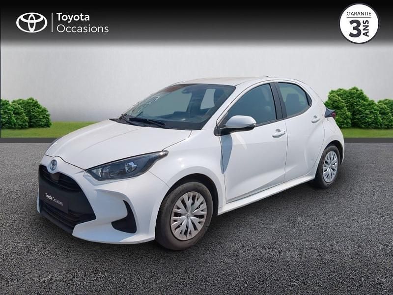 Blanc Utilisé 2024 Toyota Yaris Business Edition | 17 990 € - Image 1/4