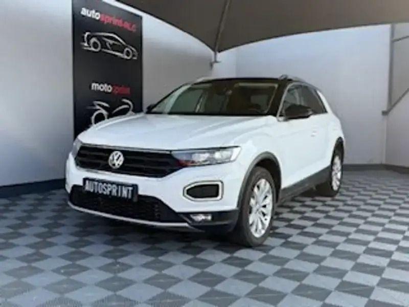 Blanc Utilisé 2019 VW T-Roc LOUNGE SUV | 19 900 € (Prix juste) - Image 1/2