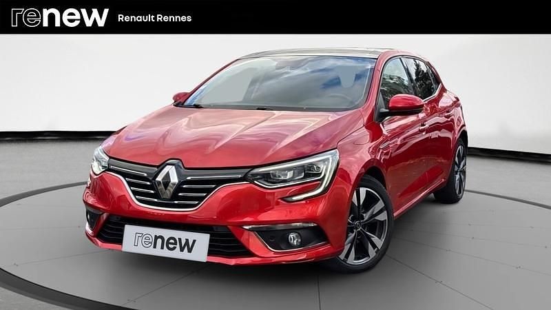 Rouge Utilisé 2019 Renault Mégane IV Intens Berline | 15 990 € (Prix juste) - Image 1/4