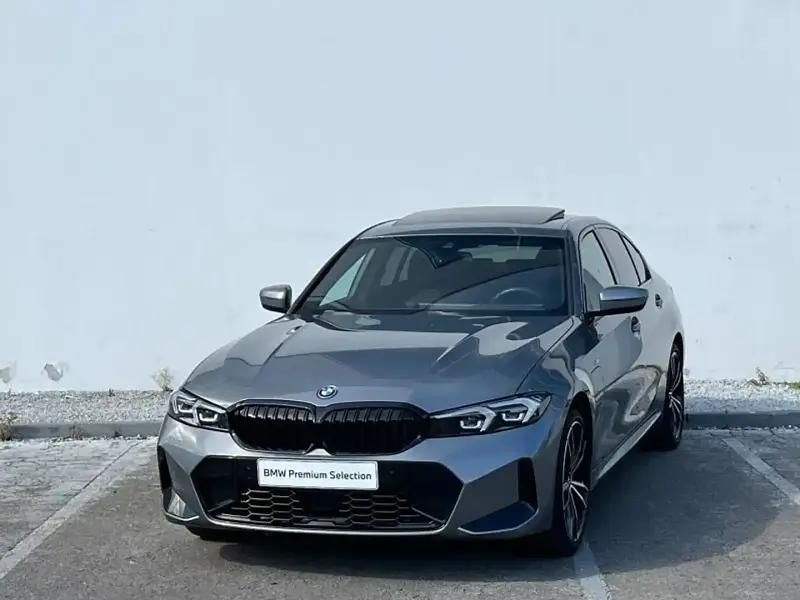 Gris Utilisé 2024 BMW 320 M Sport Berline | 44 500 € (Prix assez cher) - Image 1/4