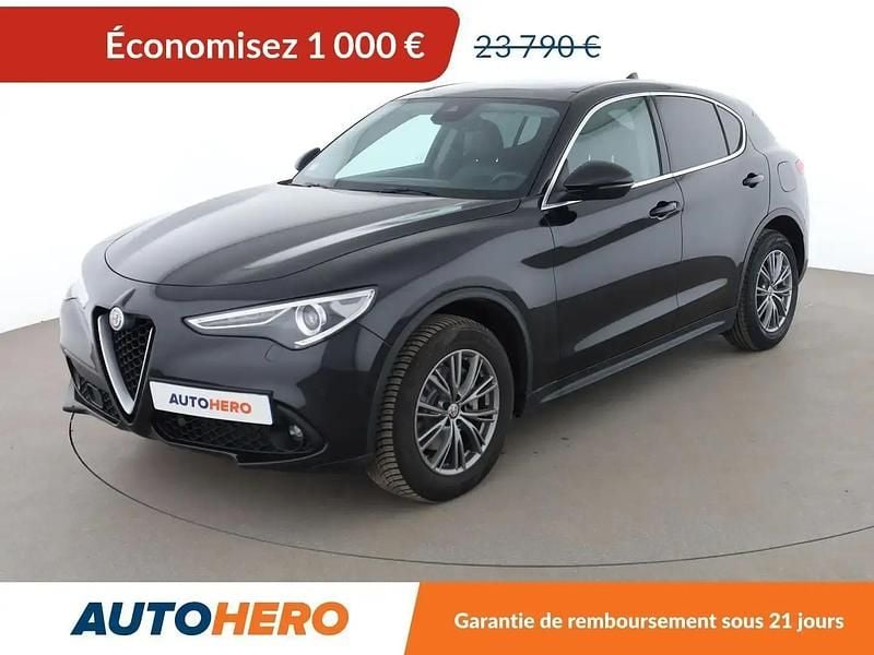 Noir Occasion 2018 Alfa Romeo Stelvio Executive SUV | 22 790 € (Prix assez cher) - Image 1/2