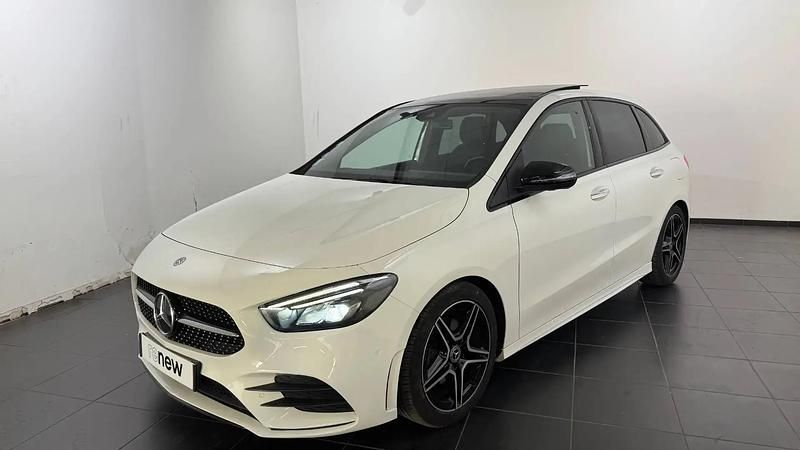 Blanc Utilisé 2019 Mercedes B200 AMG line Monospace | 24 990 € - Image 1/4