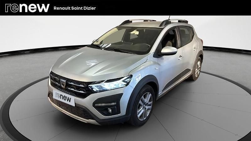 Gris Utilisé 2021 Dacia Sandero Comfort Citadine | 13 717 € (Prix juste) - Image 1/4