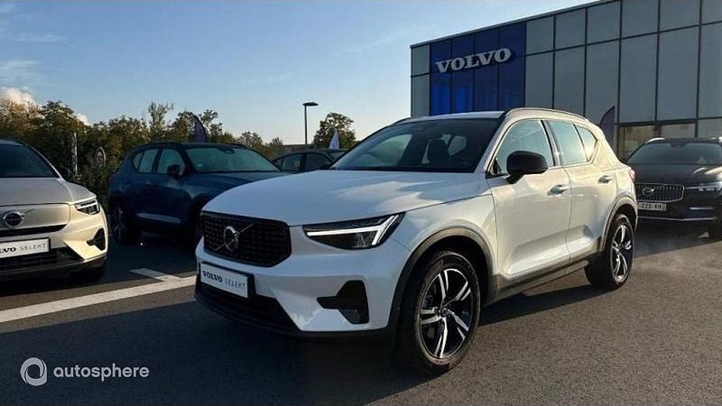Blanc Utilisé 2024 Volvo XC40 Plus SUV | 35 999 € (Prix cher) - Image 1/4