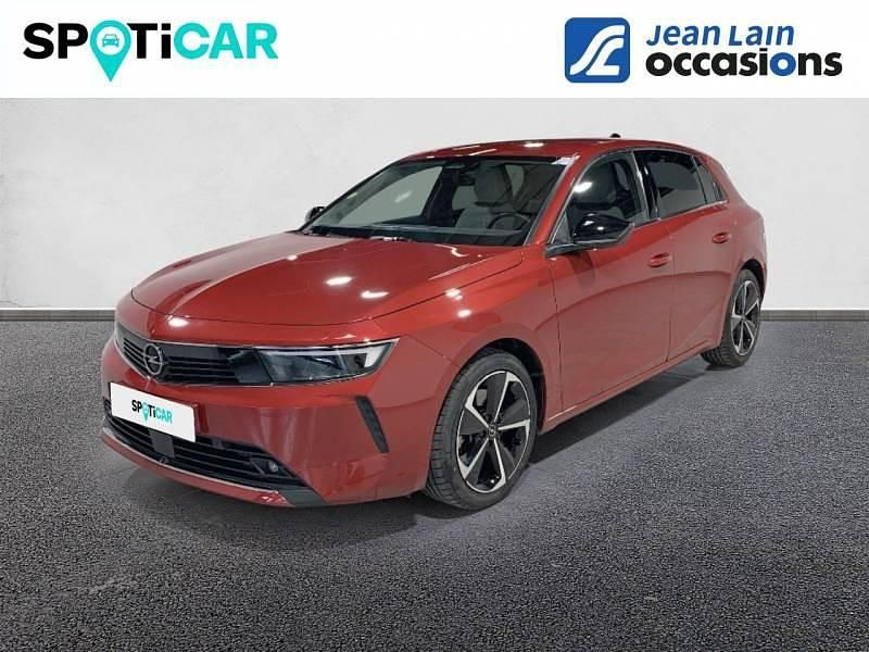 Rouge Utilisé 2023 Opel Astra Business Berline | 21 574 € (Prix assez cher) - Image 1/4