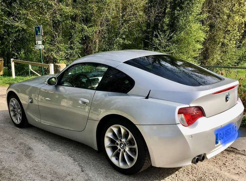 BMW Z4 coupé gris 265 CV - Voitures