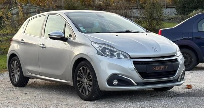 Utilisé 2018 Peugeot 208 Citadine | 5 990 € (Bon prix) - Image 1/4