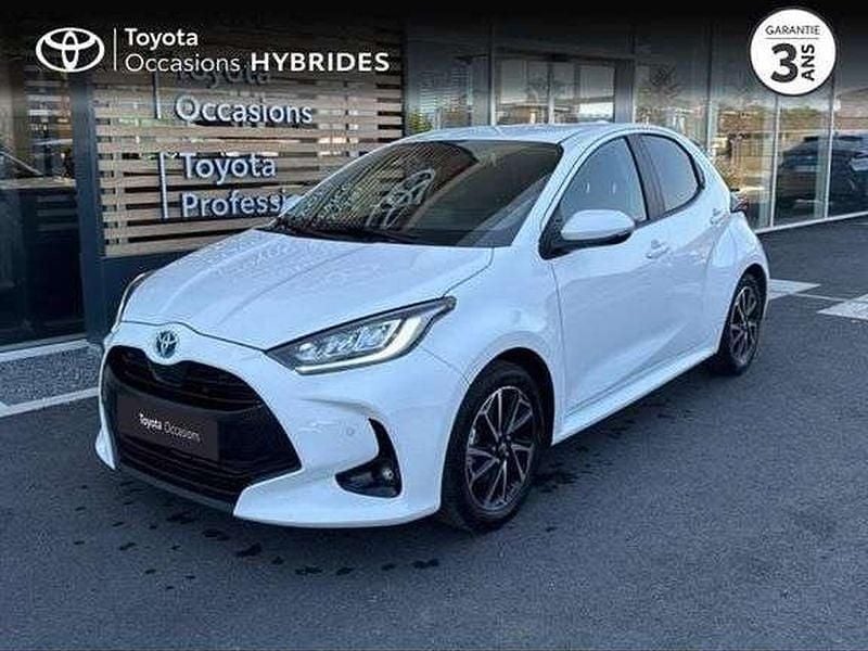 Utilisé 2022 Toyota Yaris Hybrid Design Berline | 18 990 € (Prix juste) - Image 1/1