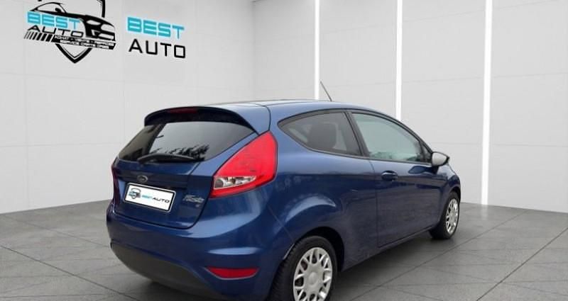 Occasion Ford Fiesta 91 ch (66 kW) 2010 Bleu Citadine