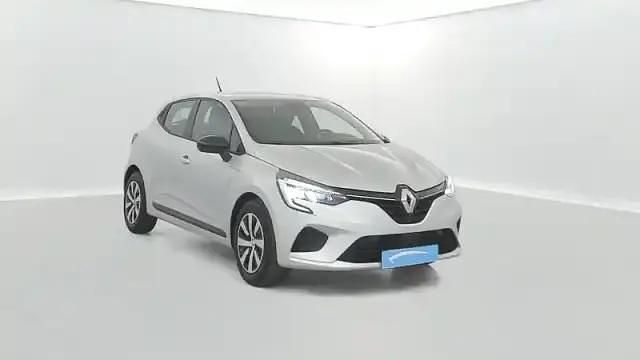Gris platine Occasion 2023 Renault Clio V Berline | 13 990 € (Bon prix) - Image 1/4