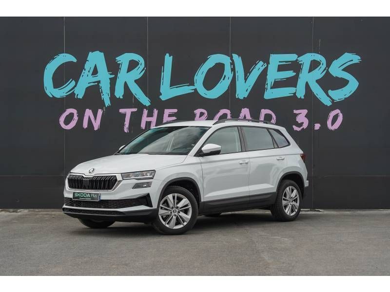 Blanc Utilisé 2024 Skoda Karoq Selection SUV | 32 490 € (Prix cher) - Image 1/3