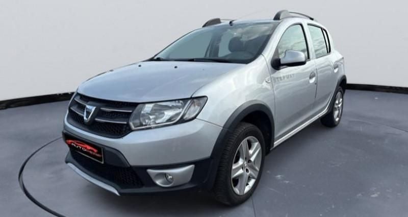 Utilisé 2014 Dacia Sandero Prestige Citadine | 8 990 € (Prix juste) - Image 1/4
