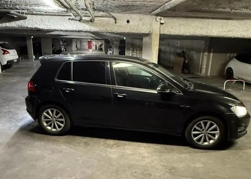 Utilisé 2015 VW Golf VII LOUNGE Berline | 8 490 € (Prix juste) - Image 1/4