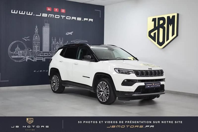 Blanc Utilisé 2024 Jeep Compass Summit SUV | 26 990 € (Super prix) - Image 1/4