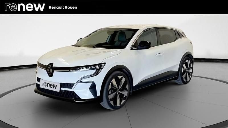 Blanc Utilisé 2022 Renault Mégane Techno Berline | 23 990 € (Bon prix) - Image 1/4