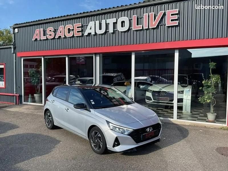 Gris Utilisé 2021 Hyundai i20 Berline | 15 490 € (Prix juste) - Image 1/4