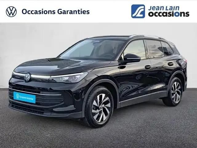 Noir intense nacre Utilisé 2024 VW Tiguan SUV | 38 790 € (Bon prix) - Image 1/4