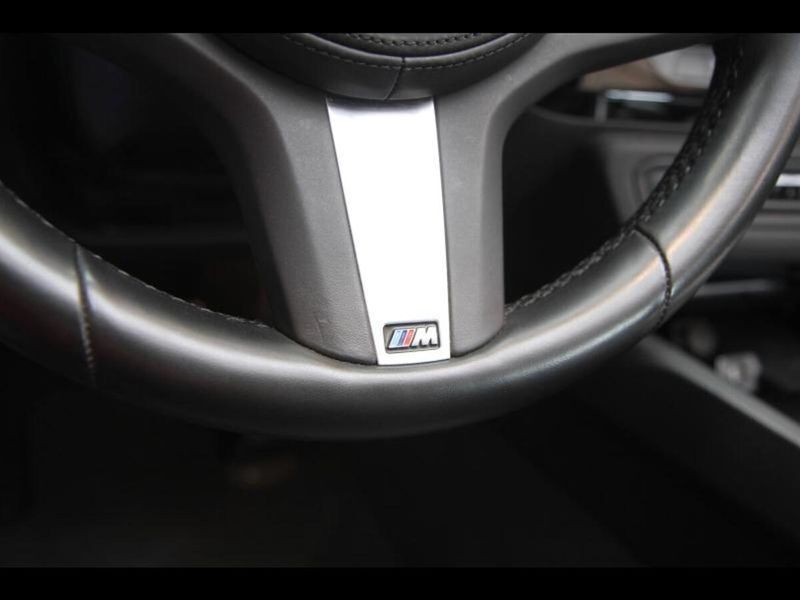 Image 4/4