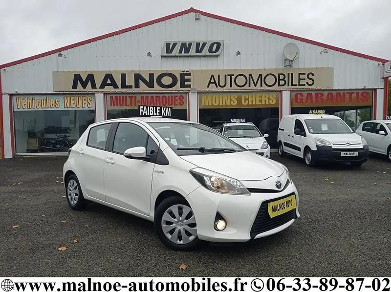 Blanc Utilisé 2014 Toyota Yaris Berline | 12 590 € (Bon prix) - Image 1/4