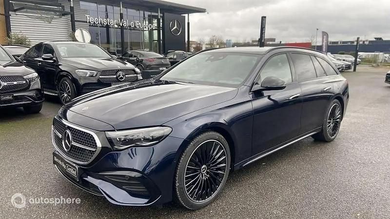 Bleu Utilisé 2024 Mercedes E300 Exclusive Break | 77 990 € - Image 1/4