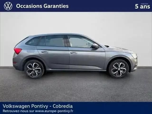 Occasion Skoda Scala Business Line 2023 Gris graphite métallisée Citadine