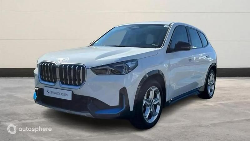 Blanc Occasion 2023 BMW iX1 xLine SUV | 36 999 € (Prix assez cher) - Image 1/4
