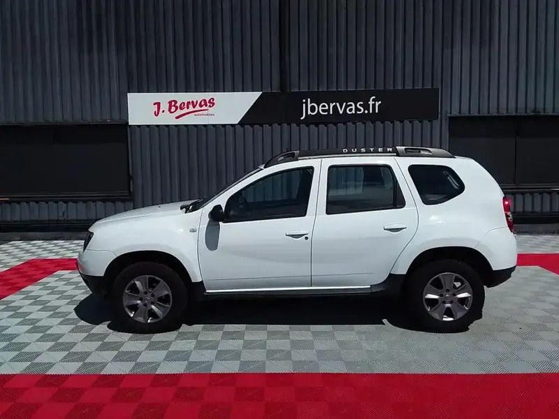 Blanc Utilisé 2017 Dacia Duster Lauréate SUV | 12 590 € - Image 1/4