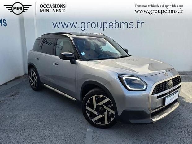 Argent Utilisé 2024 Mini Countryman Favoured SUV | 39 900 € - Image 1/4