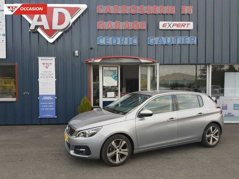 Gris Utilisé 2020 Peugeot 308 Allure Berline | 16 990 € (Prix assez cher) - Image 1/4