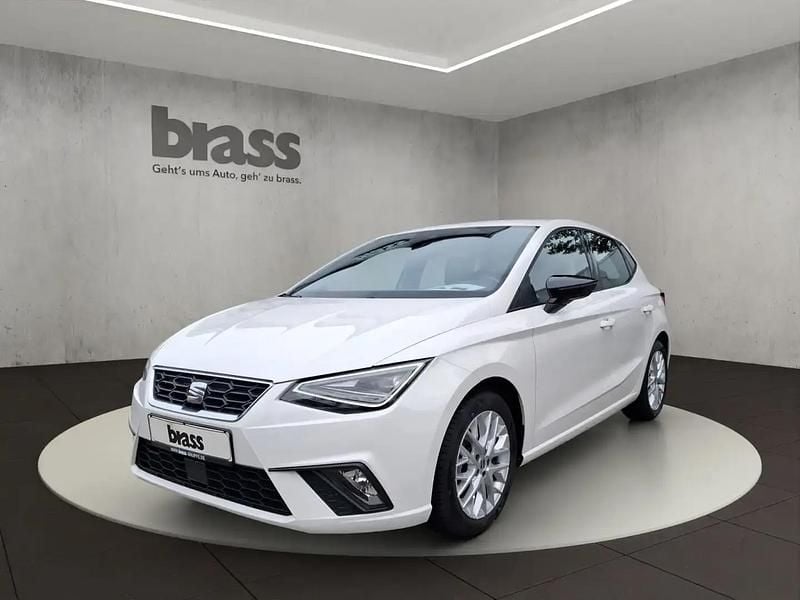 Blanc Utilisé 2022 Seat Ibiza FR Berline | 15 950 € (Prix juste) - Image 1/4