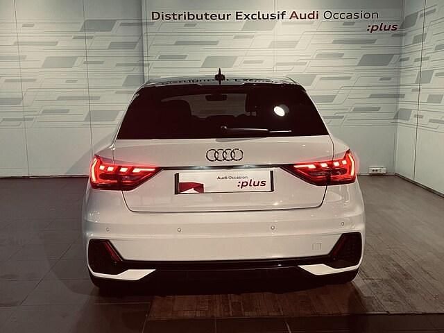 Occasion Audi A1 Sportback S-line plus 116 ch (85 kW) 2025 Blanc glacier métallisé noir mythe métallisé Citadine
