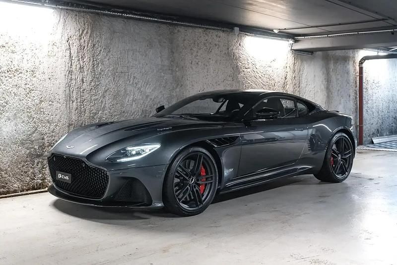 Gris Utilisé 2018 Aston Martin DBS Coupé | 249 900 € - Image 1/4