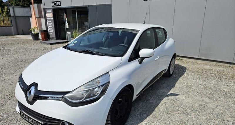 Utilisé 2016 Renault Clio IV Zen Citadine | 7 490 € (Prix assez cher) - Image 1/4