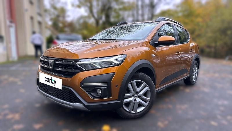 Occasion Dacia Sandero Comfort 101 ch (74 kW) 2022 Orange Berline