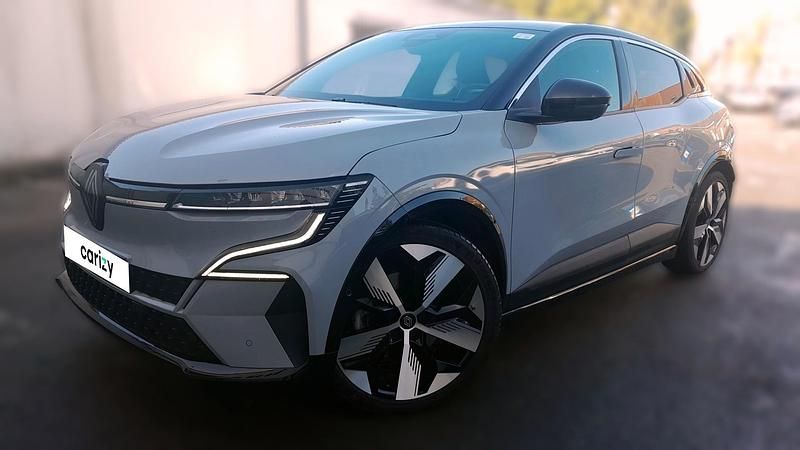 Gris Utilisé 2022 Renault Mégane Techno Berline | 21 590 € (Bon prix) - Image 1/4