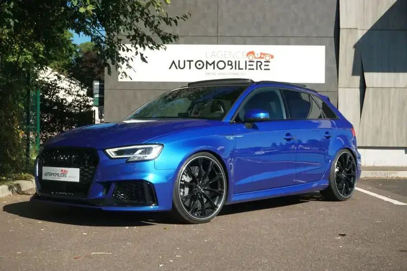Bleu Utilisé 2018 Audi RS3 Sport Citadine | 69 990 € (Prix assez cher) - Image 1/4