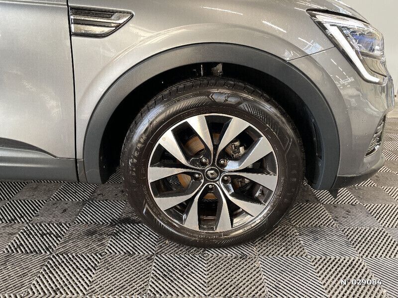 Gris Utilisé 2023 Renault Arkana Evolution SUV | 25 990 € (Prix cher) - Image 1/4