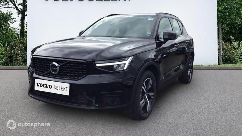 Noir Utilisé 2024 Volvo XC40 Plus SUV | 36 999 € (Super prix) - Image 1/4