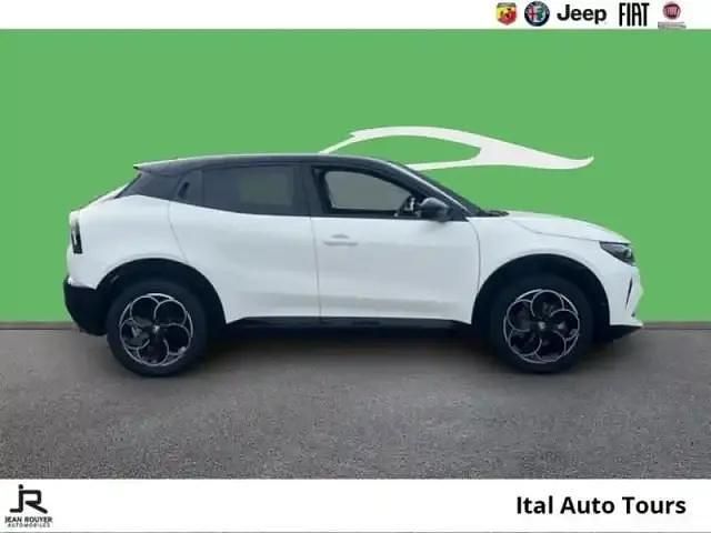 Occasion Alfa Romeo Junior Premium 2025 Blanc sempione pastel/toit noir SUV
