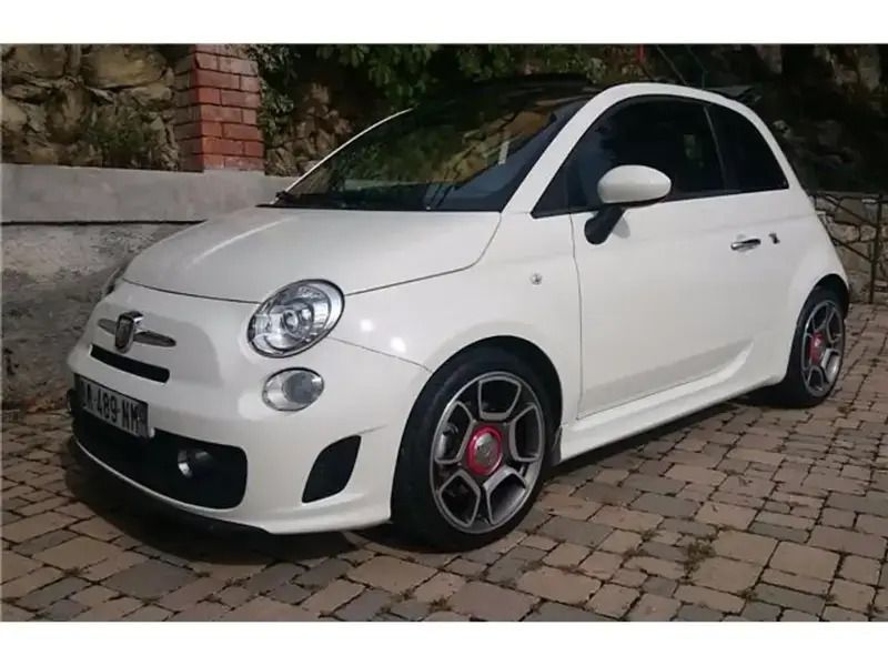 Blanc Utilisé 2011 Abarth 500C Cabriolet | 14 990 € - Image 1/4