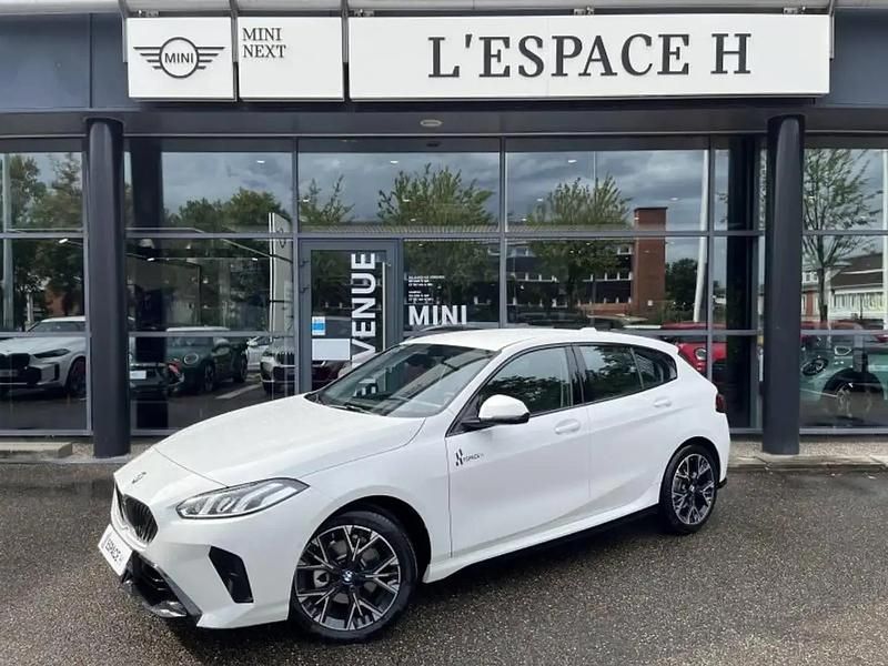 Blanc Utilisé 2025 BMW 120 M Sport Citadine | 35 190 € - Image 1/4