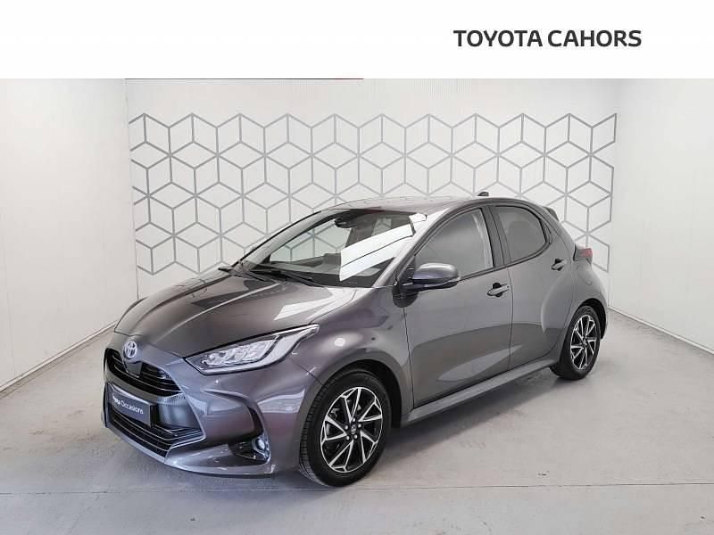 Utilisé 2022 Toyota Yaris Hybrid Design Citadine | 19 800 € (Prix juste) - Image 1/4