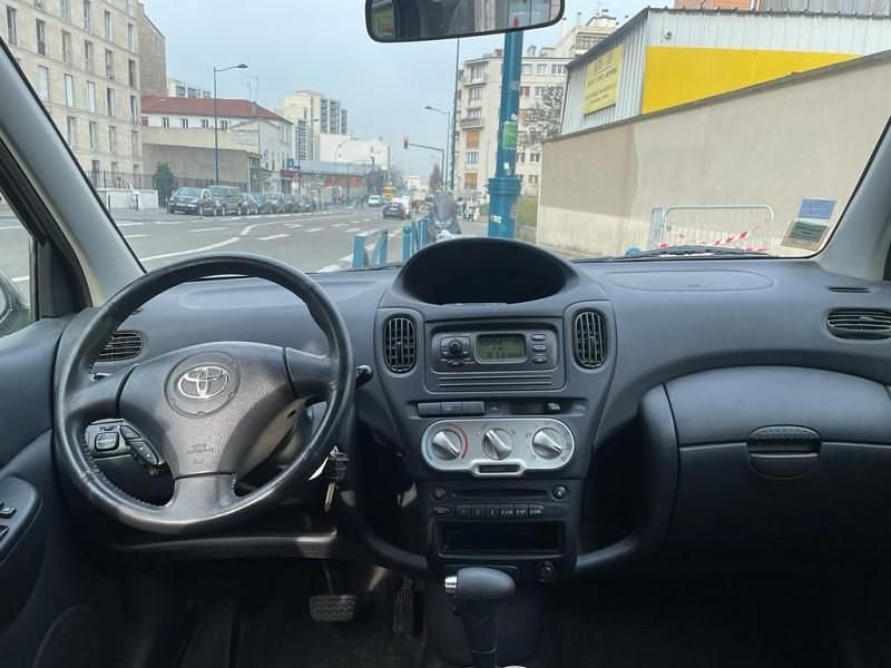 Occasion Toyota Yaris Verso Luna 2004 Monospace