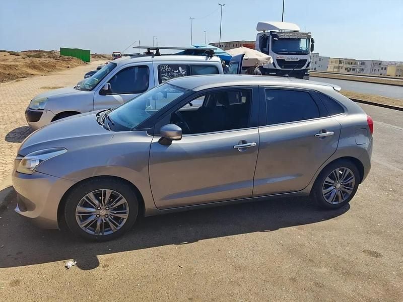 Gris Utilisé 2017 Suzuki Baleno Berline | 8 900 € (Super prix) - Image 1/4